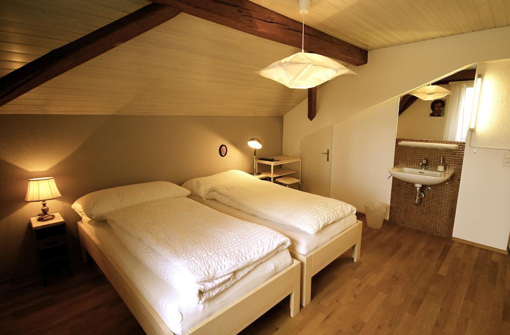 Gasthaus Schlosshalde ヴィンタートゥール 部屋 写真