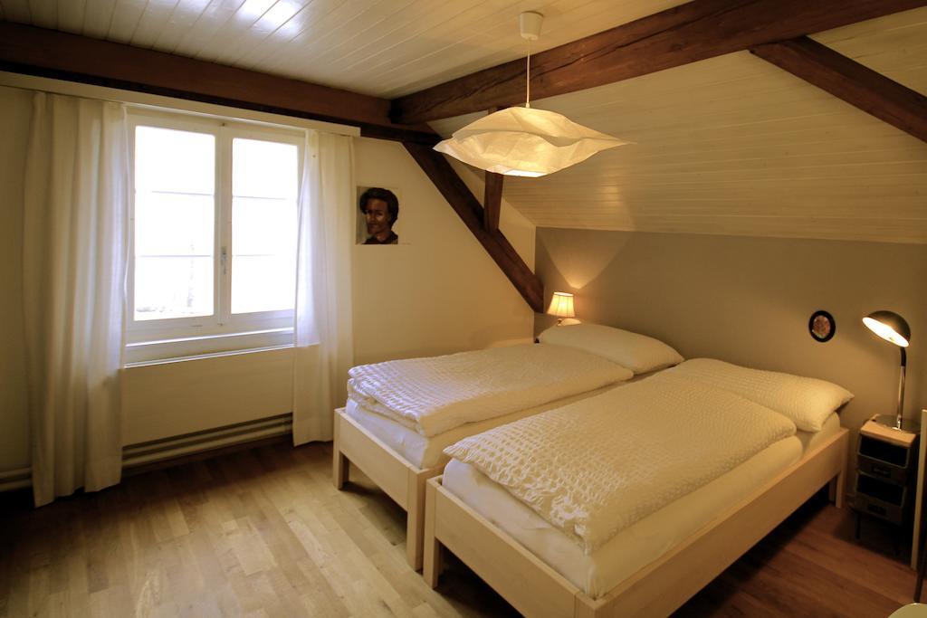 Gasthaus Schlosshalde ヴィンタートゥール 部屋 写真